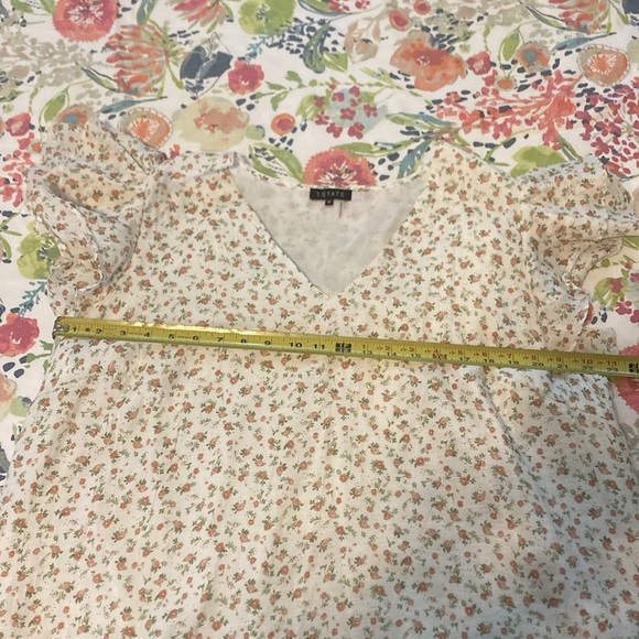 Floral 1 State Blouse - Picture 8 of 8